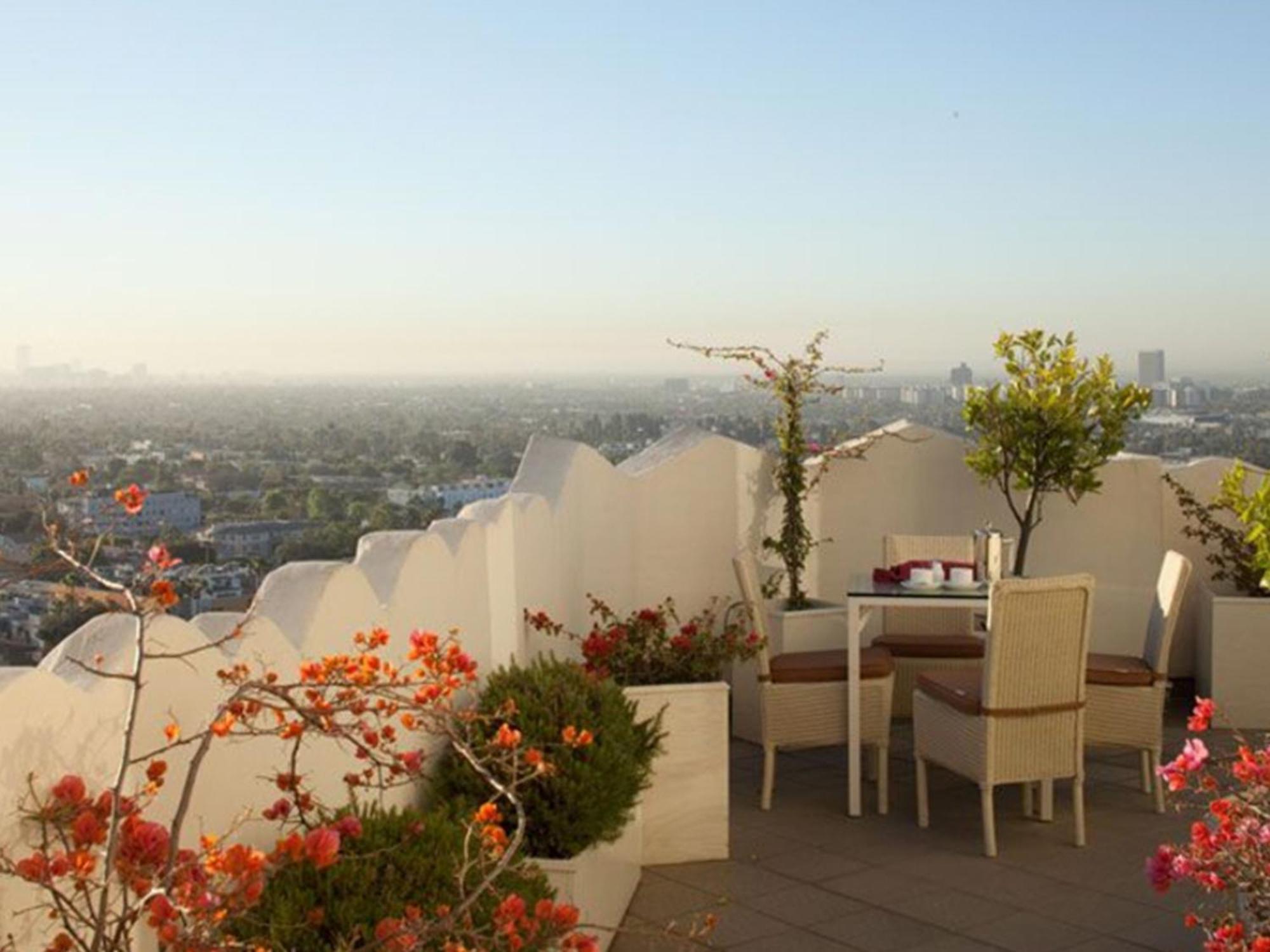 Sunset Tower Hotel — Photos 2